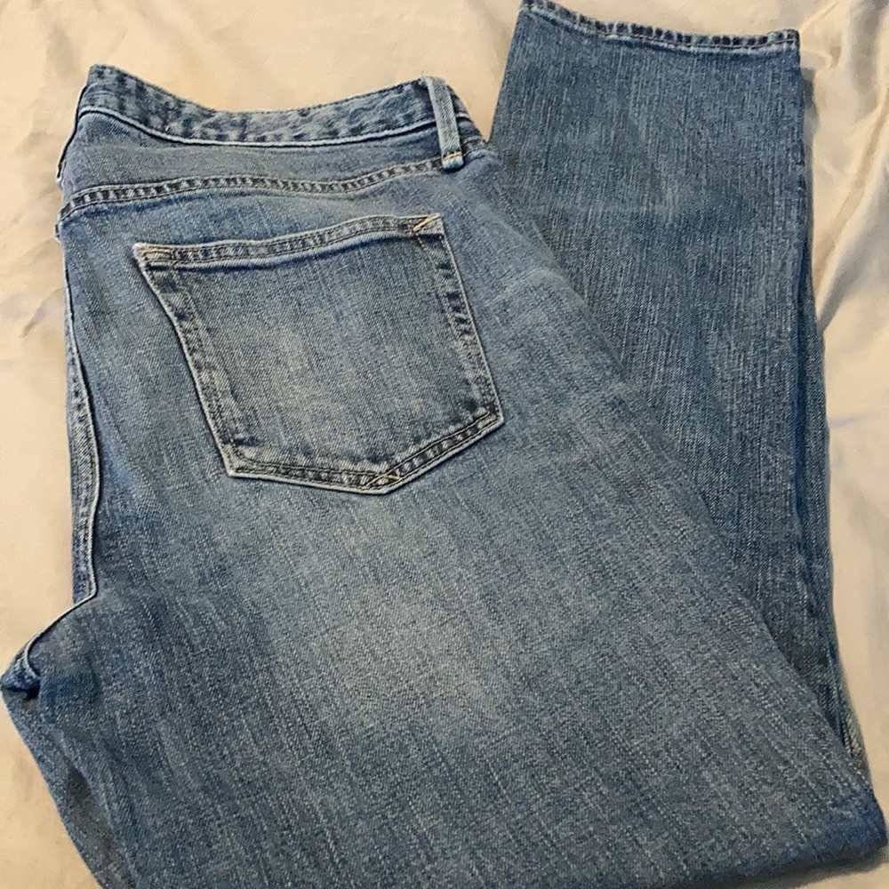 Gap Women’s Medium Wash Jeans